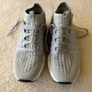 Mens Under Armour HOVR shoes